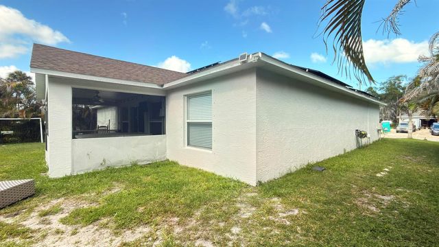 2326 SW Antiquera Street, Port St. Lucie, FL 34953