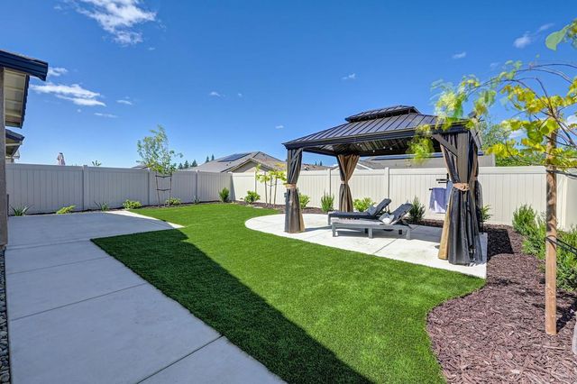 9117 Cerro Vista Dr, El Dorado Hills, CA 95762