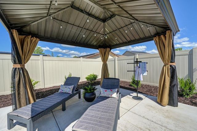 9117 Cerro Vista Dr, El Dorado Hills, CA 95762