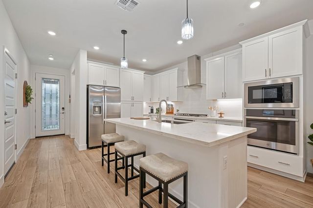 9117 Cerro Vista Dr, El Dorado Hills, CA 95762