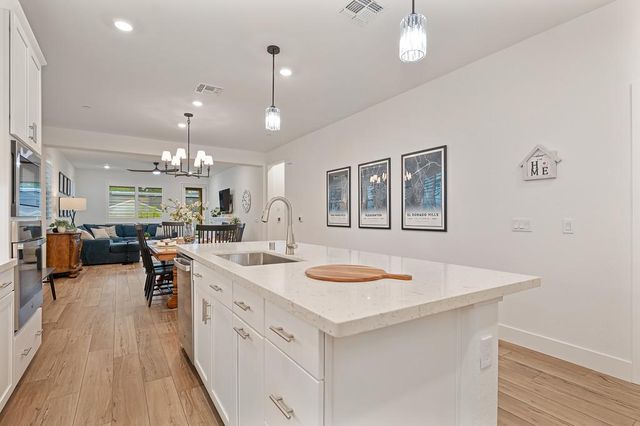 9117 Cerro Vista Dr, El Dorado Hills, CA 95762