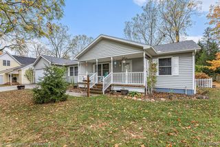 33 Union Street, Lapeer, MI 48446