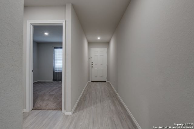 9826 Morgans Mills, San Antonio, TX 78254