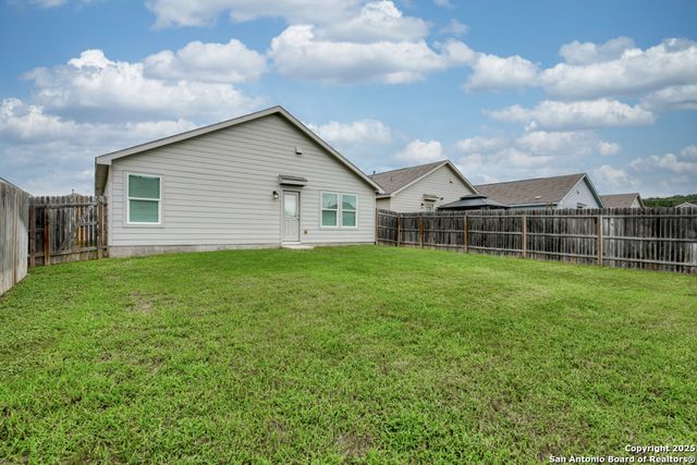 9826 Morgans Mills, San Antonio, TX 78254