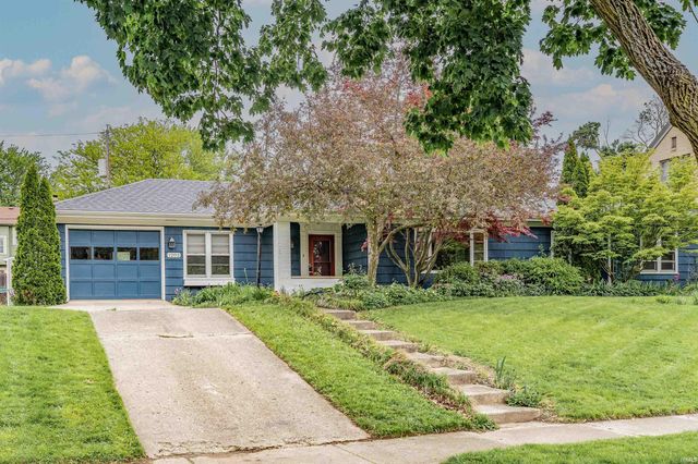 1202 W Branning Avenue, Fort Wayne, IN 46807