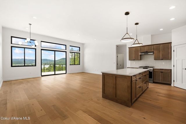 331 Towering Pines Drive, Sagle, ID 83860