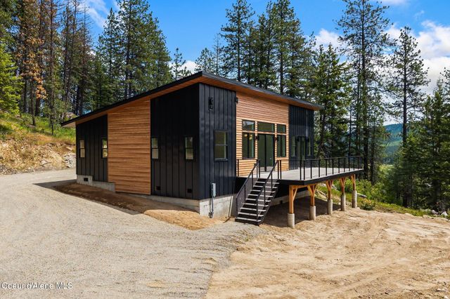 331 Towering Pines Drive, Sagle, ID 83860