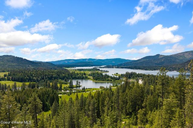 331 Towering Pines Drive, Sagle, ID 83860