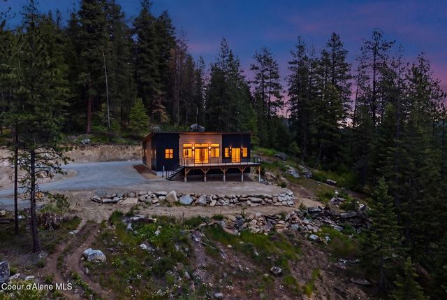 331 Towering Pines Drive, Sagle, ID 83860