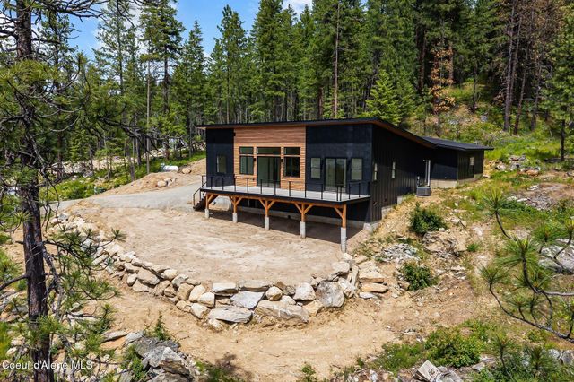 331 Towering Pines Drive, Sagle, ID 83860