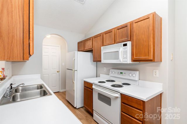 7616 Silver Arrow Drive, Charlotte, NC 28273