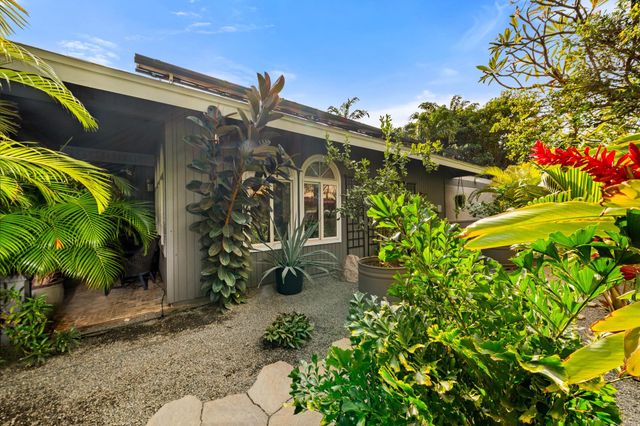 264 Palanehe St, Kihei, HI 96753