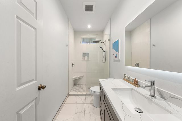 264 Palanehe St, Kihei, HI 96753