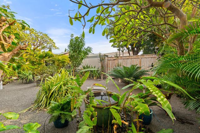 264 Palanehe St, Kihei, HI 96753