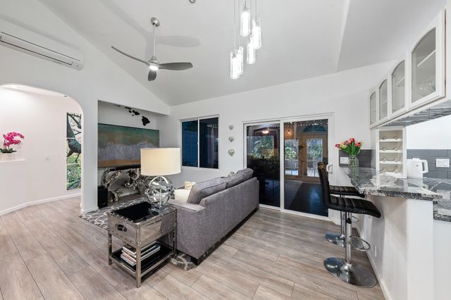 264 Palanehe St, Kihei, HI 96753