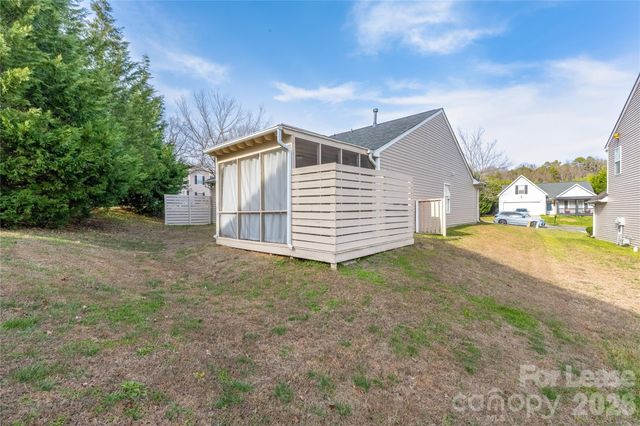 6361 Cora Street, Charlotte, NC 28216