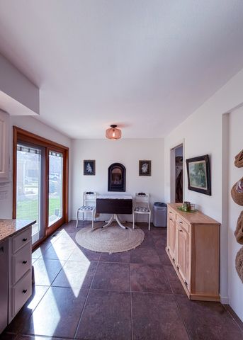 2902 Greystone Place, Champaign, IL 61822