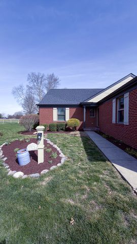 2902 Greystone Place, Champaign, IL 61822