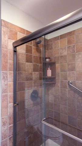 2902 Greystone Place, Champaign, IL 61822