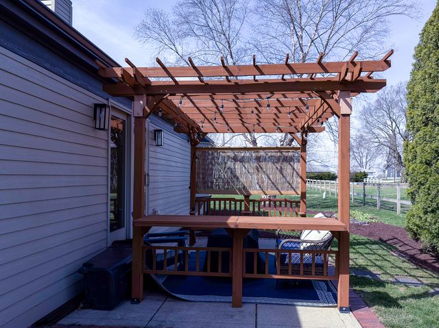 2902 Greystone Place, Champaign, IL 61822