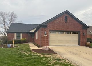 2902 Greystone Place, Champaign, IL 61822