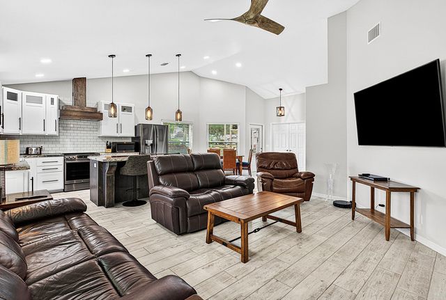 7876 Lake Champlain Court, Delray Beach, FL 33446