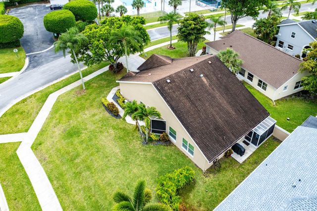 7876 Lake Champlain Court, Delray Beach, FL 33446