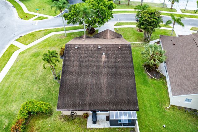 7876 Lake Champlain Court, Delray Beach, FL 33446