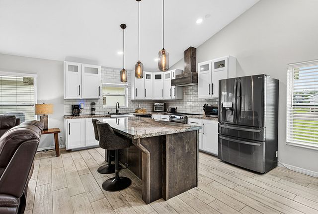 7876 Lake Champlain Court, Delray Beach, FL 33446