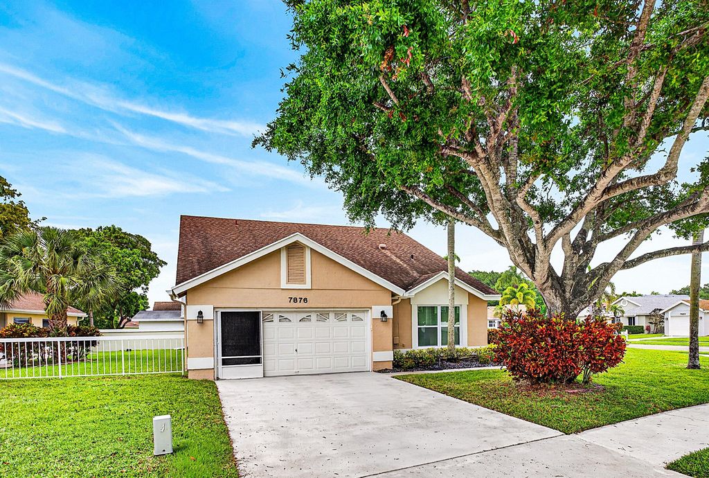 7876 Lake Champlain Court, Delray Beach, FL 33446