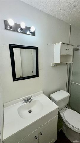 2104 Fairmont Avenue, Mcallen, TX 78504