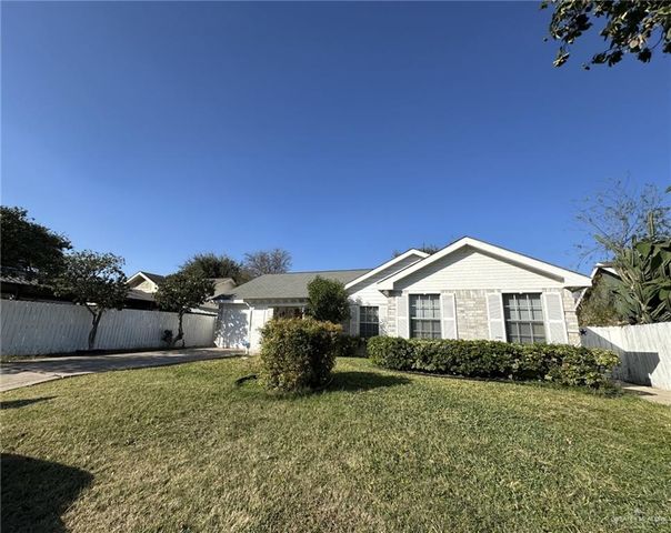 2104 Fairmont Avenue, Mcallen, TX 78504