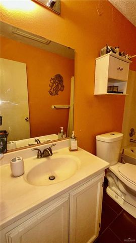 2104 Fairmont Avenue, Mcallen, TX 78504