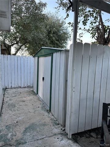 2104 Fairmont Avenue, Mcallen, TX 78504