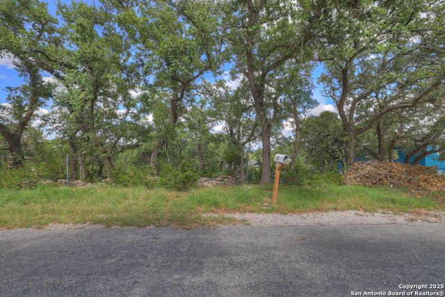 164 Circle, Canyon Lake, TX 78133