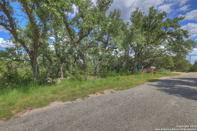 164 Circle, Canyon Lake, TX 78133