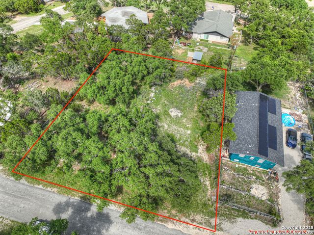 164 Circle, Canyon Lake, TX 78133