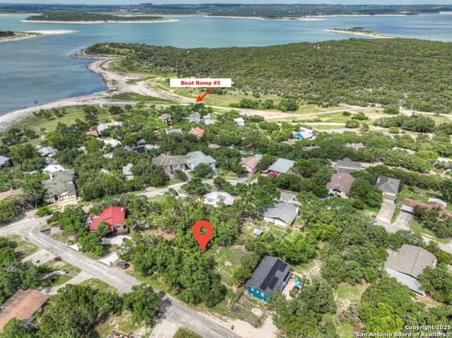 164 Circle, Canyon Lake, TX 78133