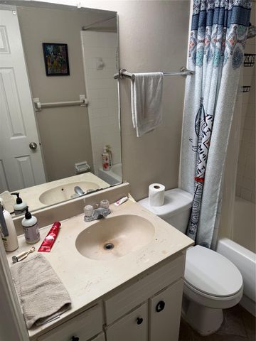 3224 Timmons Lane 113, Houston, TX 77027