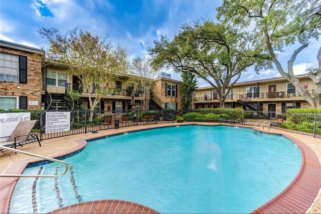 3224 Timmons Lane 113, Houston, TX 77027