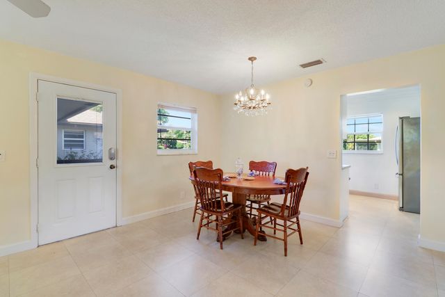 129 Mockingbird Lane, Delray Beach, FL 33445