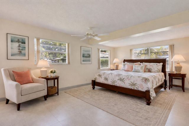 129 Mockingbird Lane, Delray Beach, FL 33445