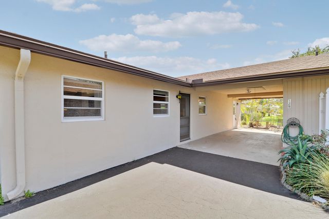 129 Mockingbird Lane, Delray Beach, FL 33445