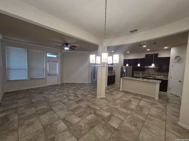 11913 Upton Park, San Antonio, TX 78253