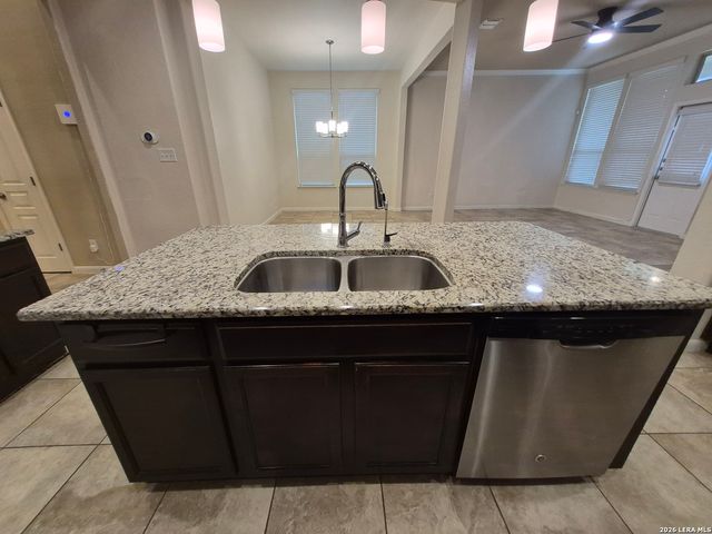 11913 Upton Park, San Antonio, TX 78253
