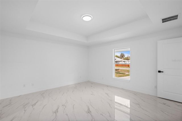 7542 NW 83RD COURT, Okeechobee, FL 34972