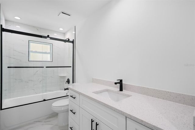 7542 NW 83RD COURT, Okeechobee, FL 34972