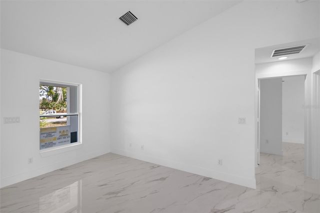 7542 NW 83RD COURT, Okeechobee, FL 34972