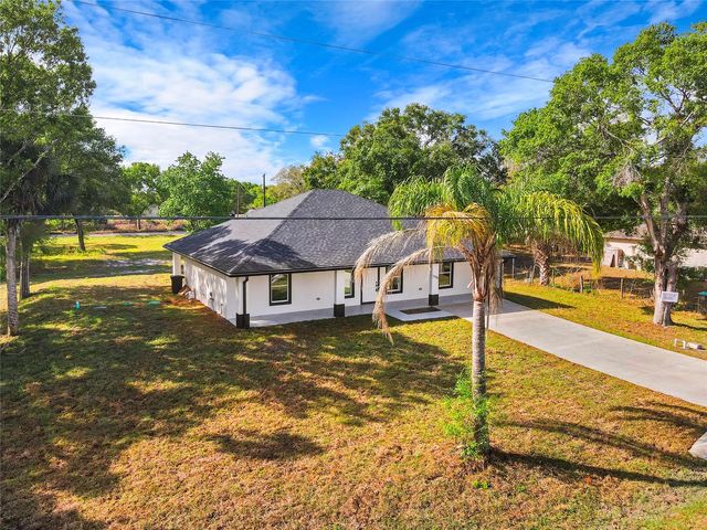 7542 NW 83RD COURT, Okeechobee, FL 34972