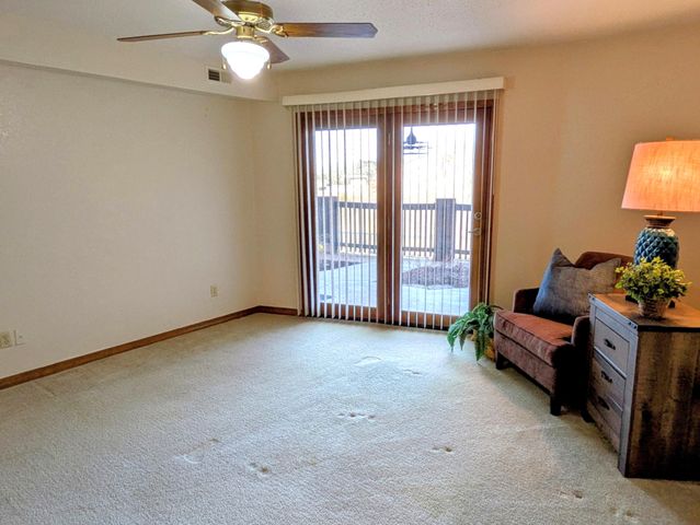 150 Sunken Forest Dr. 8-206, Forsyth, MO 65653